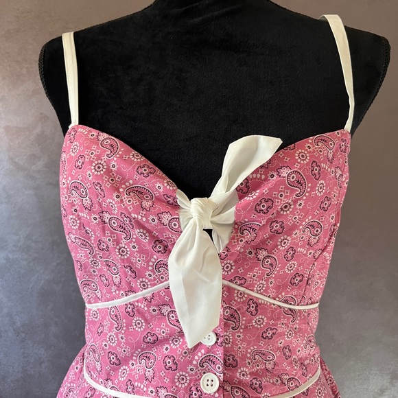 Unique Vintage retro dress size 6-8 medium NWT - Picture 4 of 4